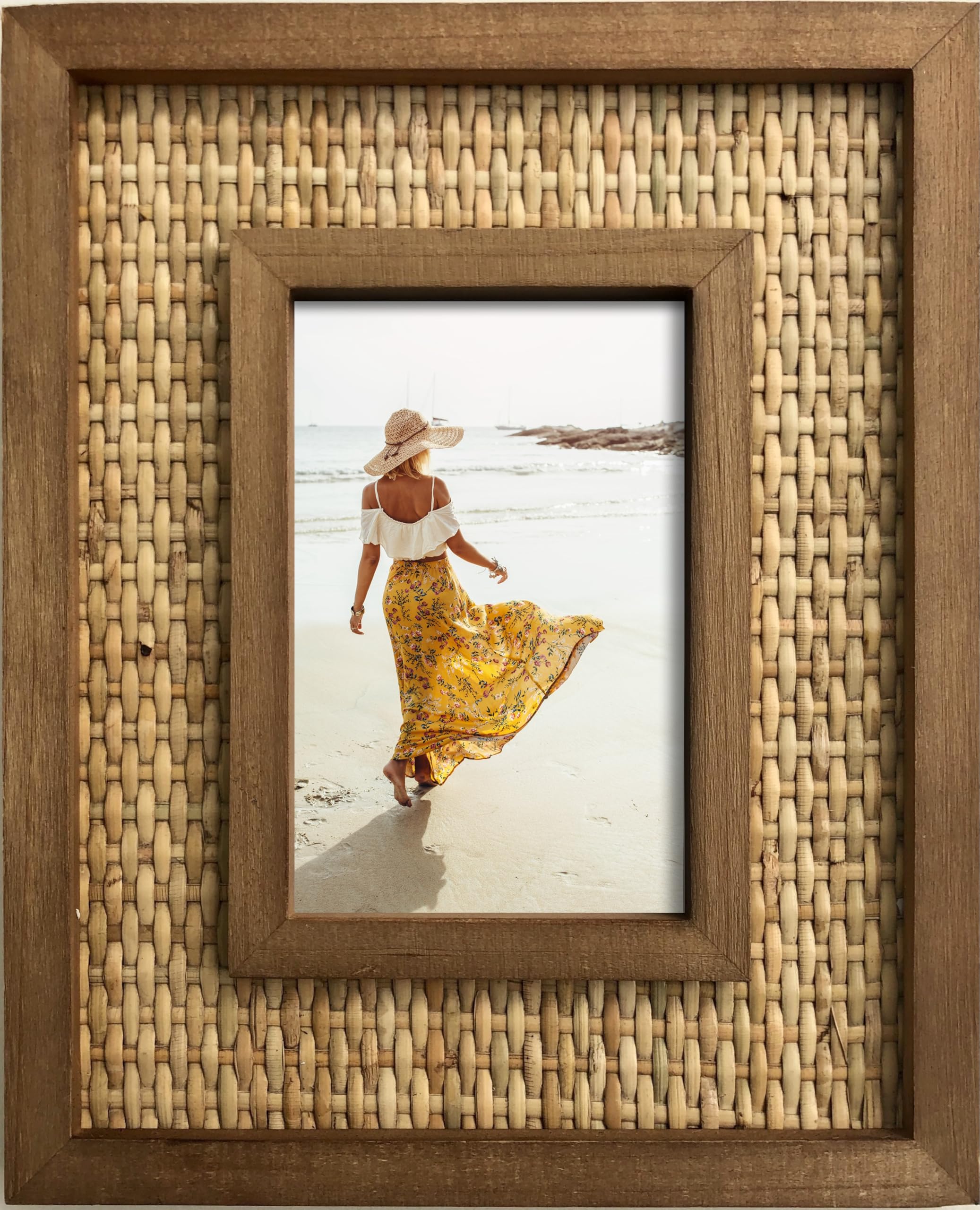 Amazon.com - Fairwood Way - Rattan and Wood Picture Frame Amazon.com - Fairwood Way - Rattan and Wood Picture Frame